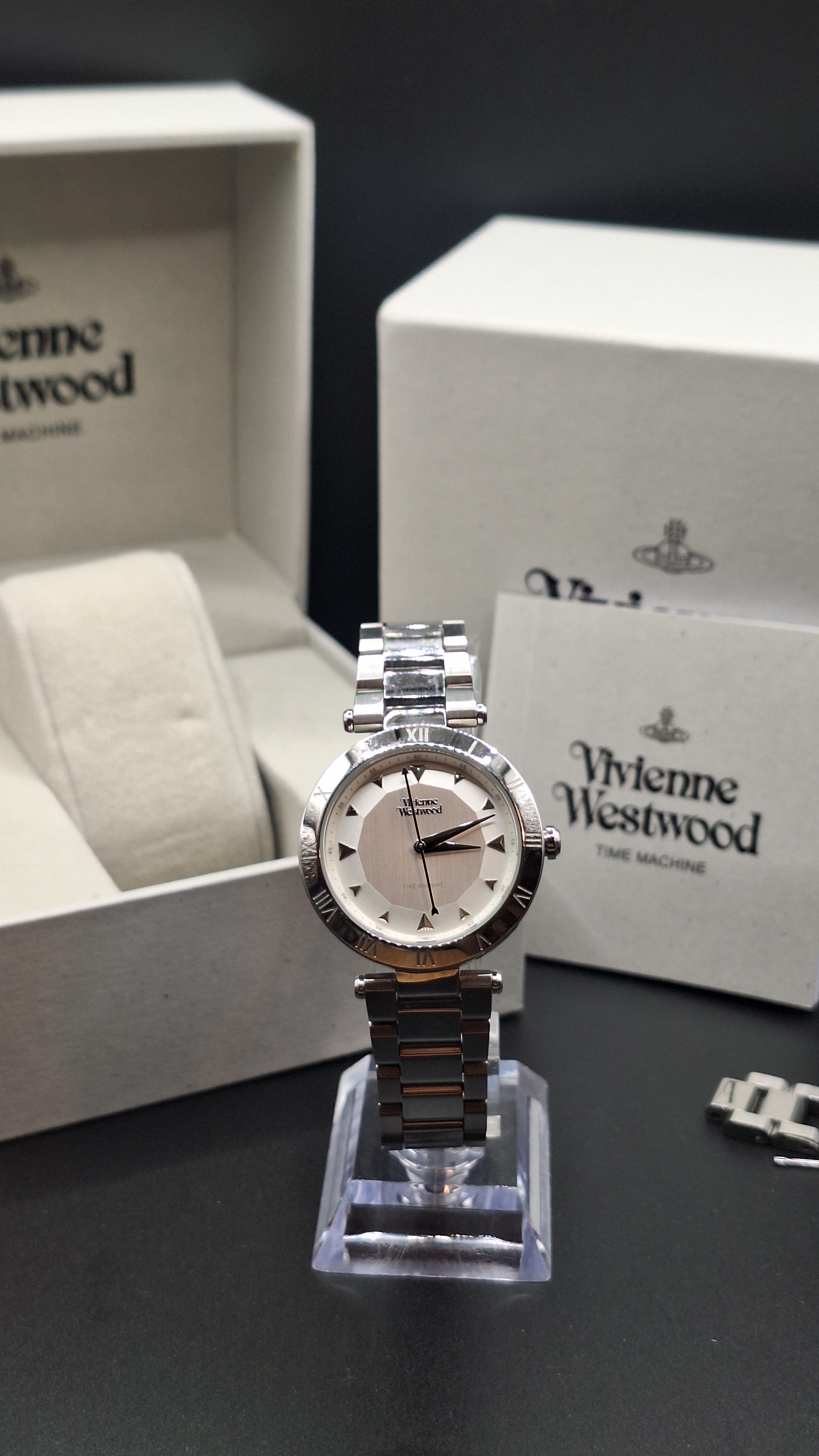 Vivienne Westwood Montagu Ladies Silver Watch With Silver Dial - VV206SLSL