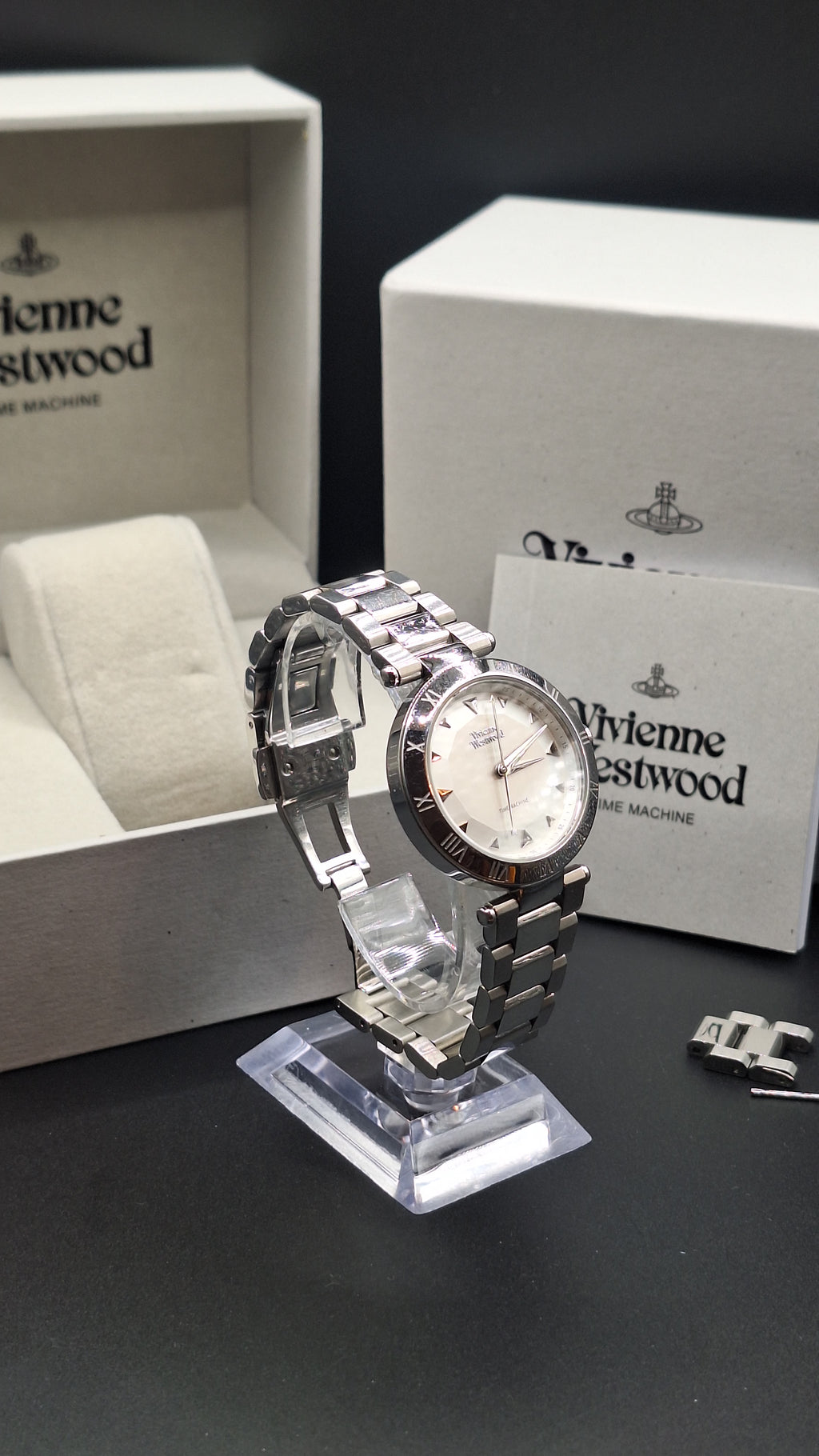 Vivienne Westwood Montagu Ladies Silver Watch With Silver Dial - VV206SLSL