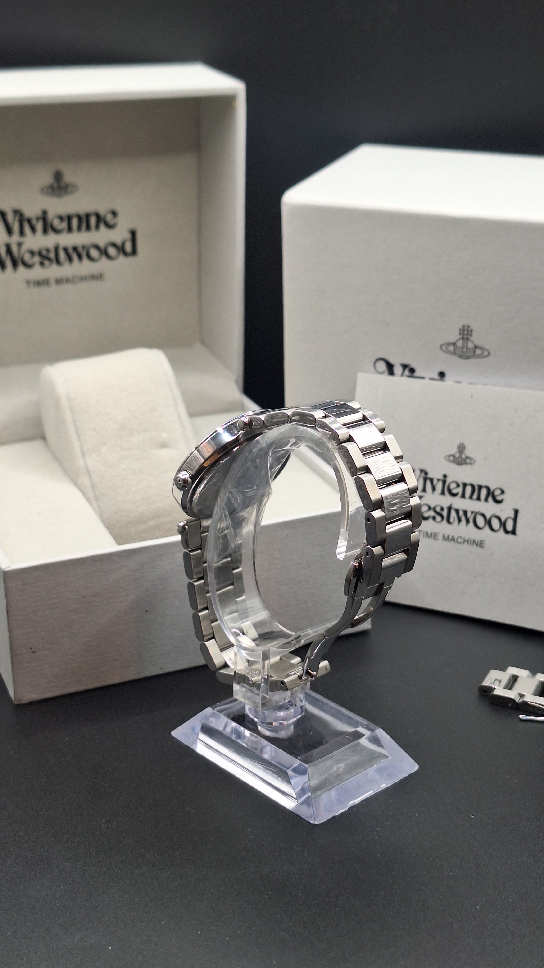 Vivienne Westwood Montagu Ladies Silver Watch With Silver Dial - VV206SLSL