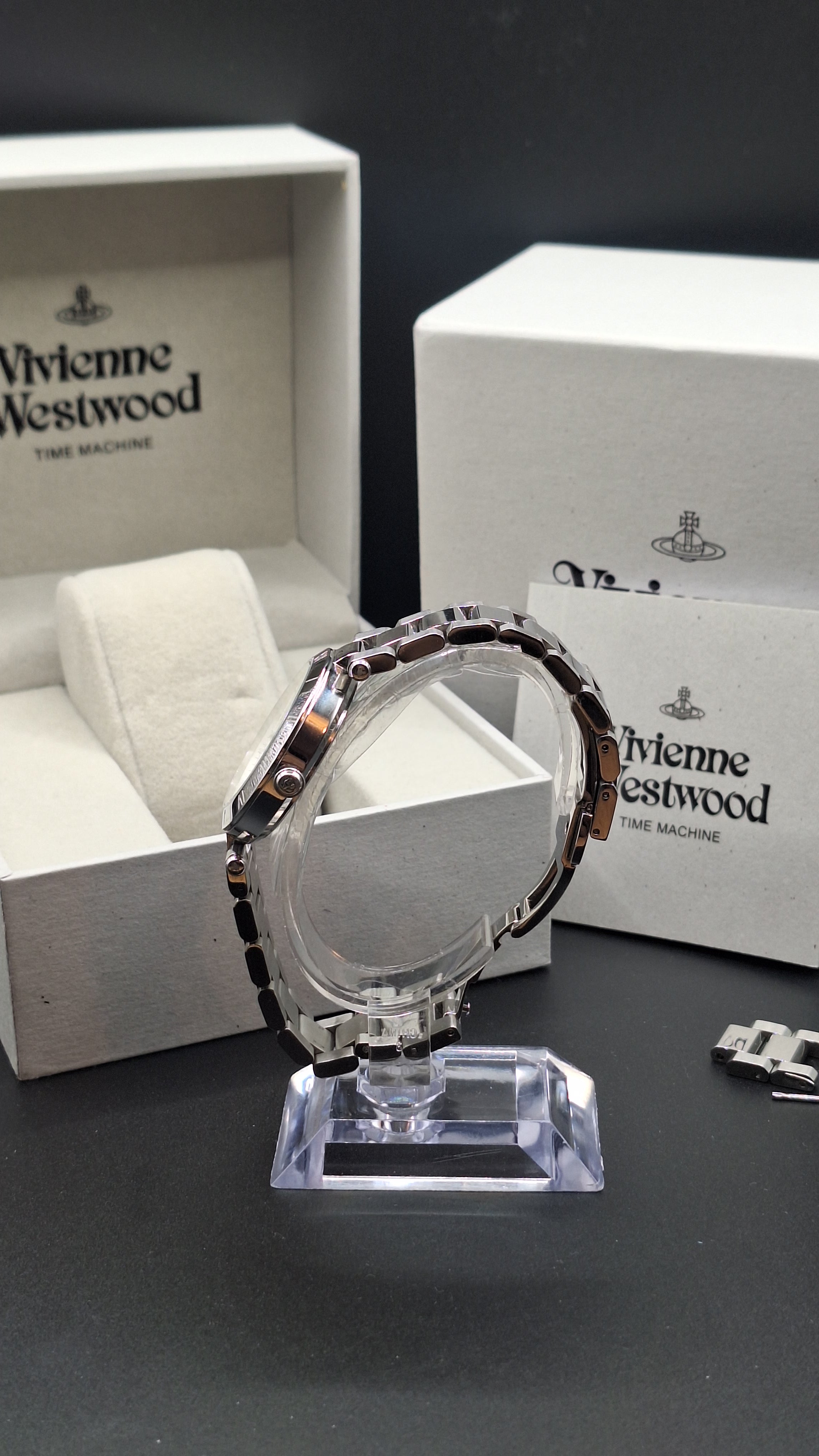 Vivienne Westwood Montagu Ladies Silver Watch With Silver Dial - VV206SLSL