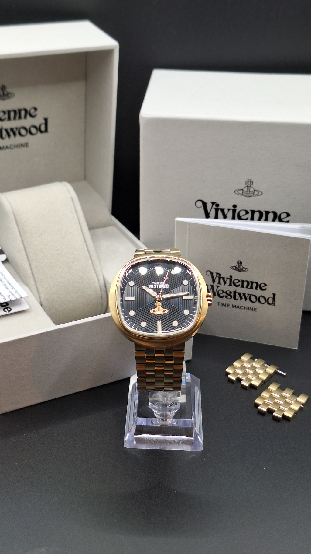 Vivienne Westwood Lexington Mens Gold Watch With Black Dial - VV177GDBK