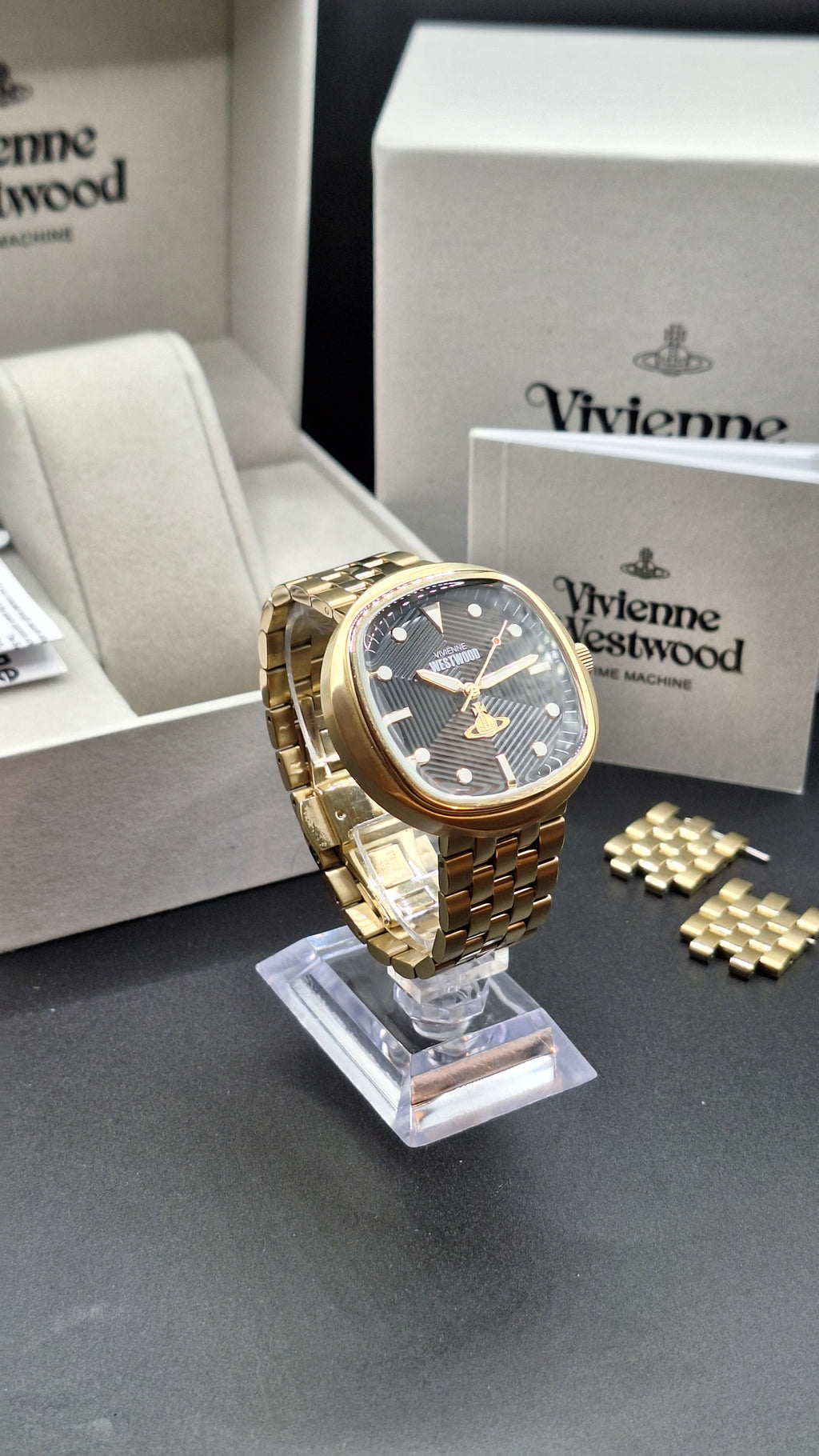 Vivienne Westwood Lexington Mens Gold Watch With Black Dial - VV177GDBK