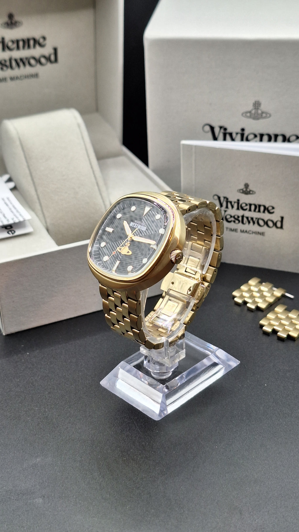 Vivienne Westwood Lexington Mens Gold Watch With Black Dial - VV177GDBK