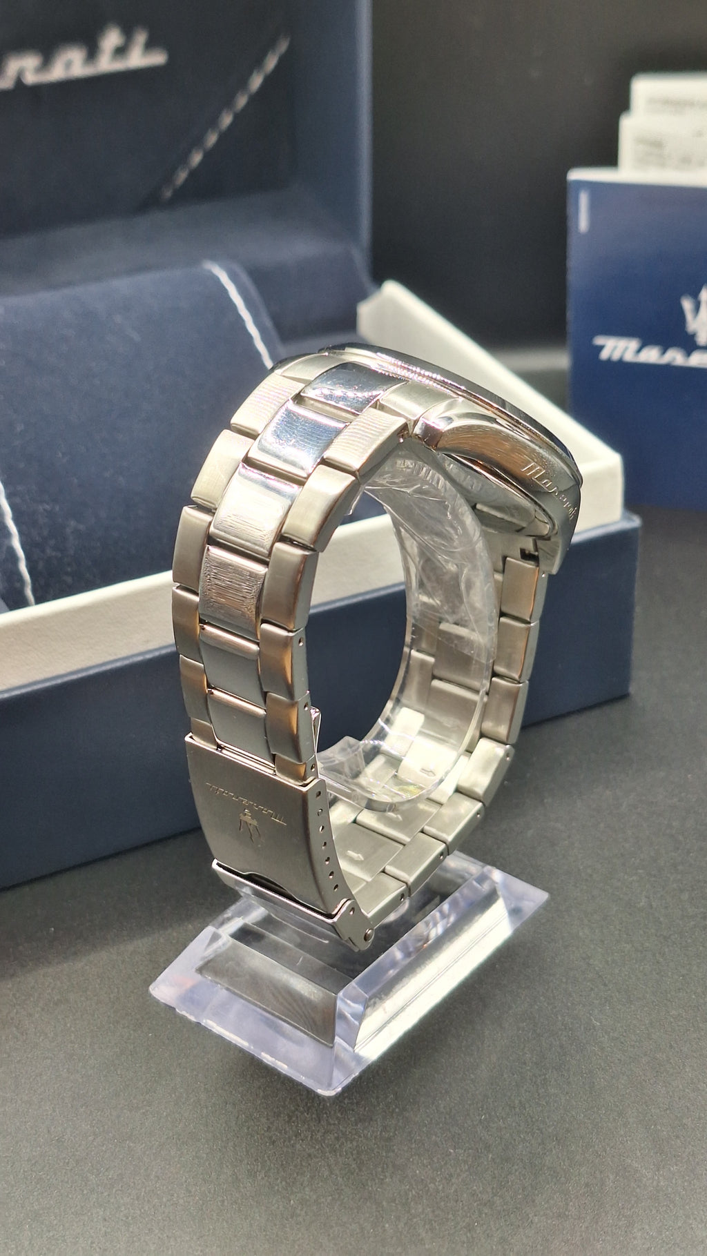 Maserati Attrazione Mens Silver Watch With Blue Dial - R8853151005