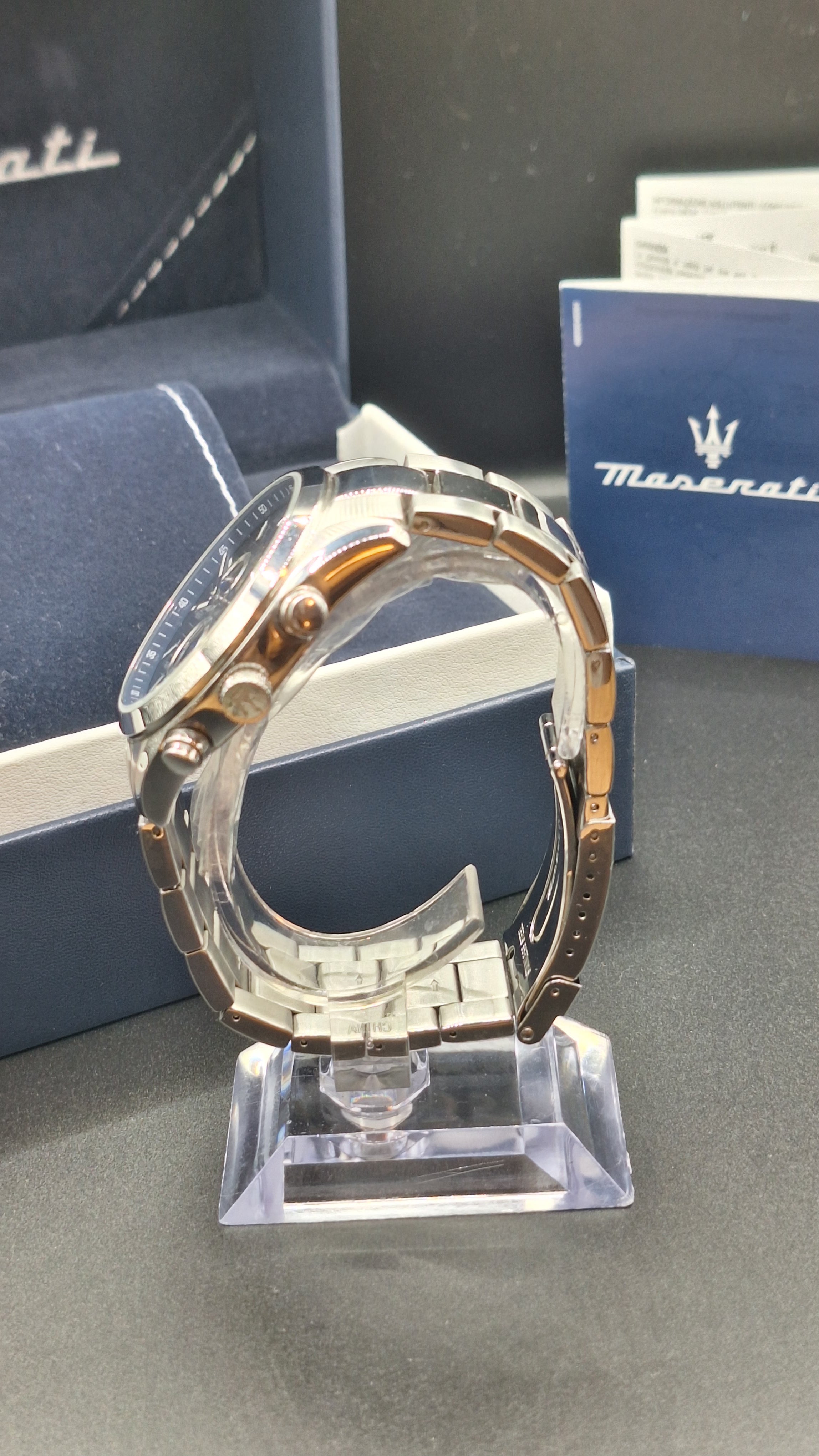 Maserati Attrazione Mens Silver Watch With Blue Dial - R8853151005