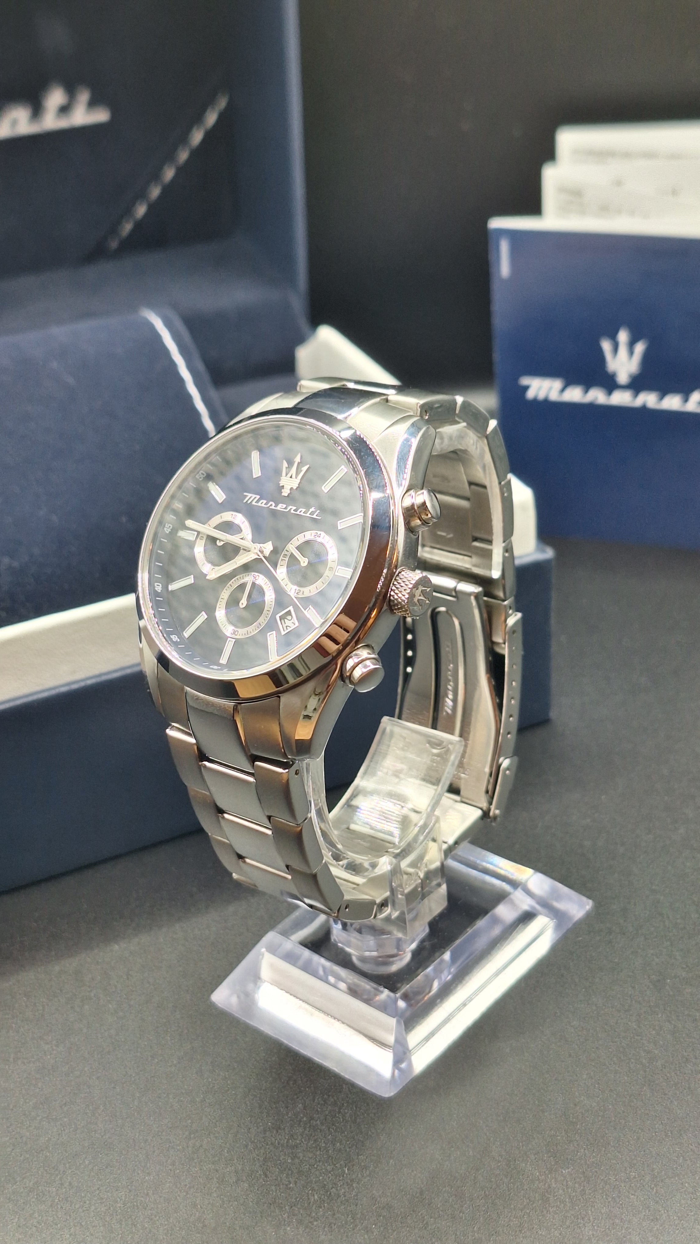 Maserati Attrazione Mens Silver Watch With Blue Dial - R8853151005