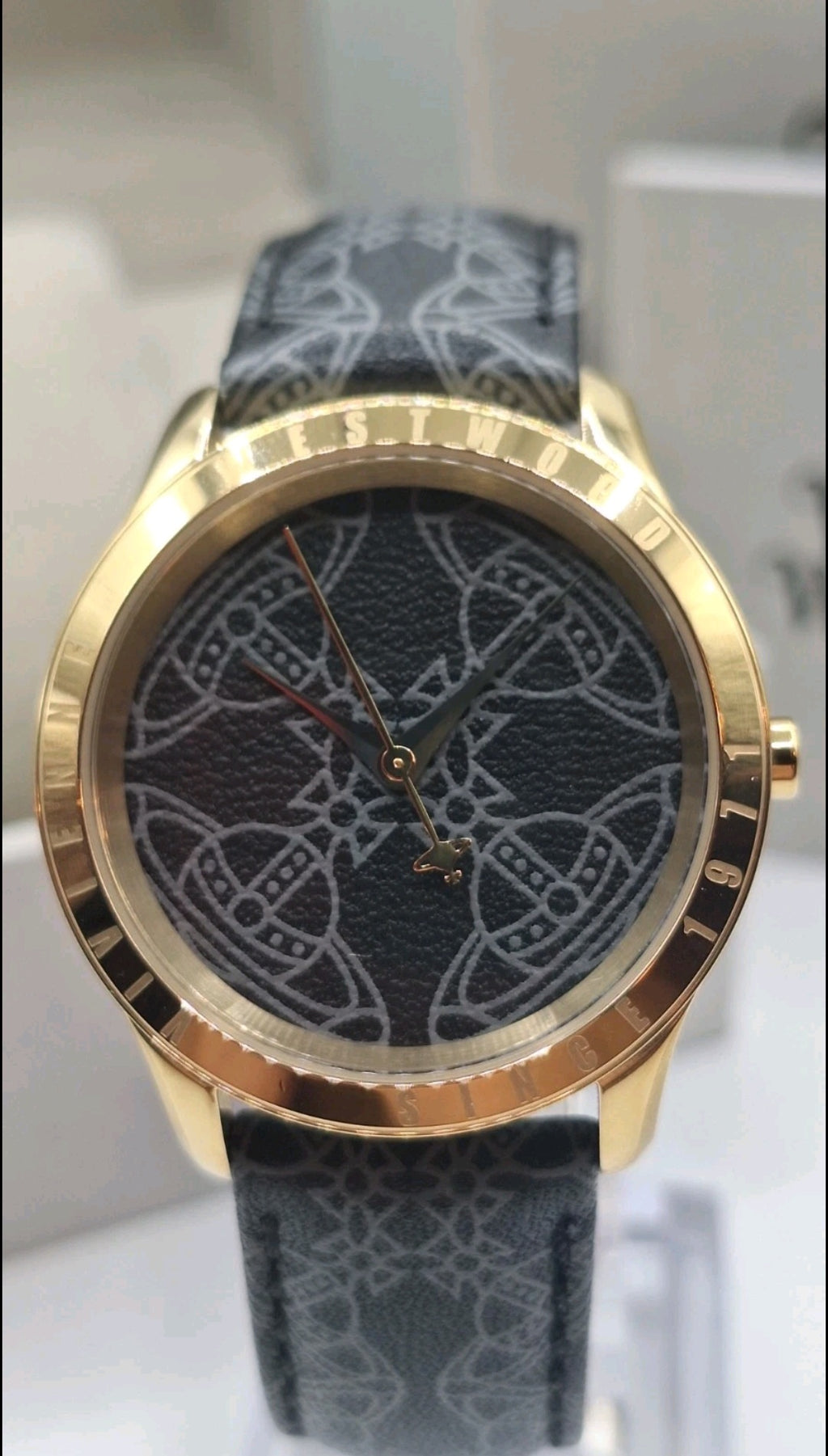 Vivienne Westwood Berkeley Womens Black Watch With Leather Strap - VV268GDBK