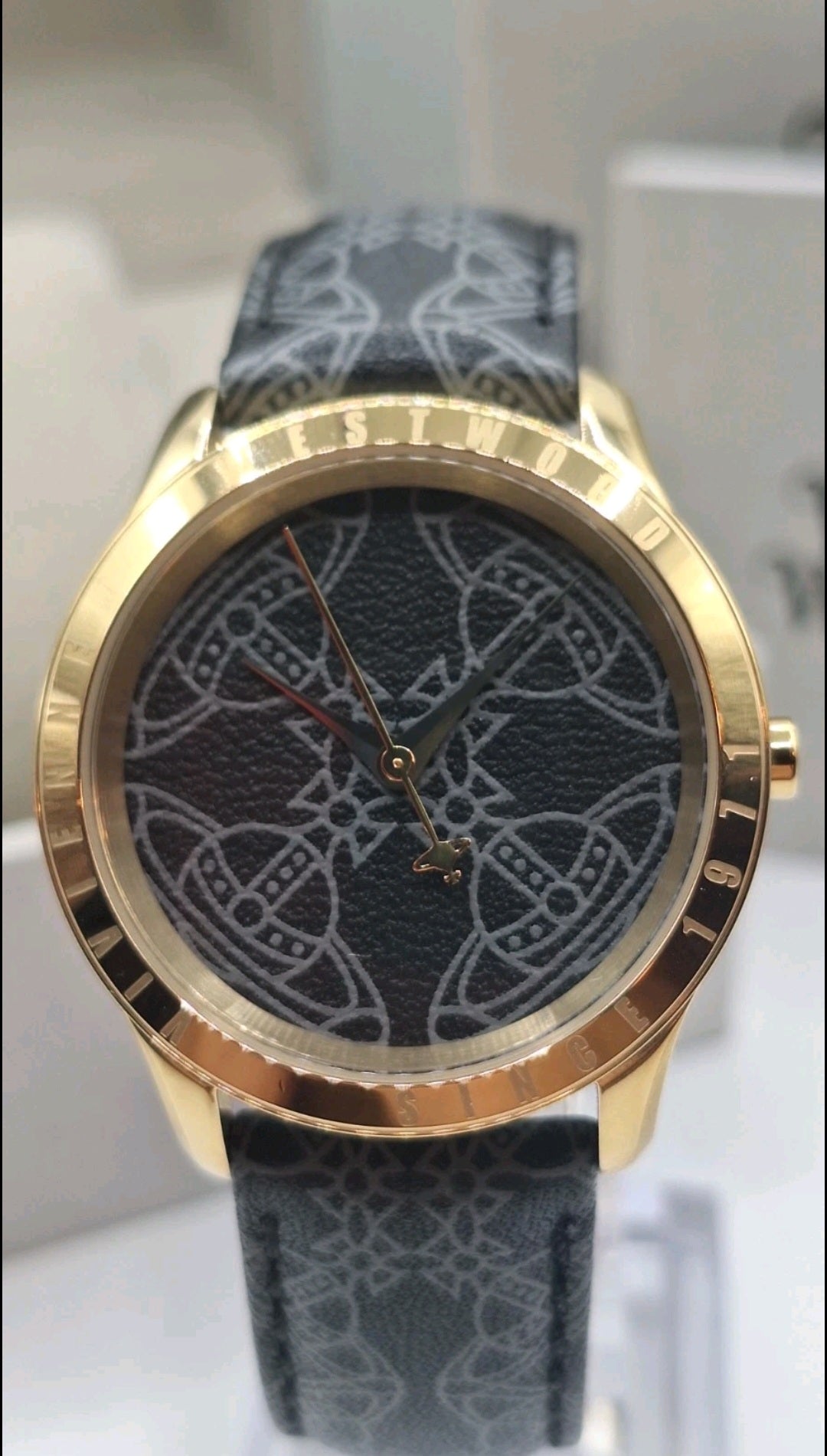 Vivienne Westwood Berkeley Womens Black Watch With Leather Strap - VV268GDBK
