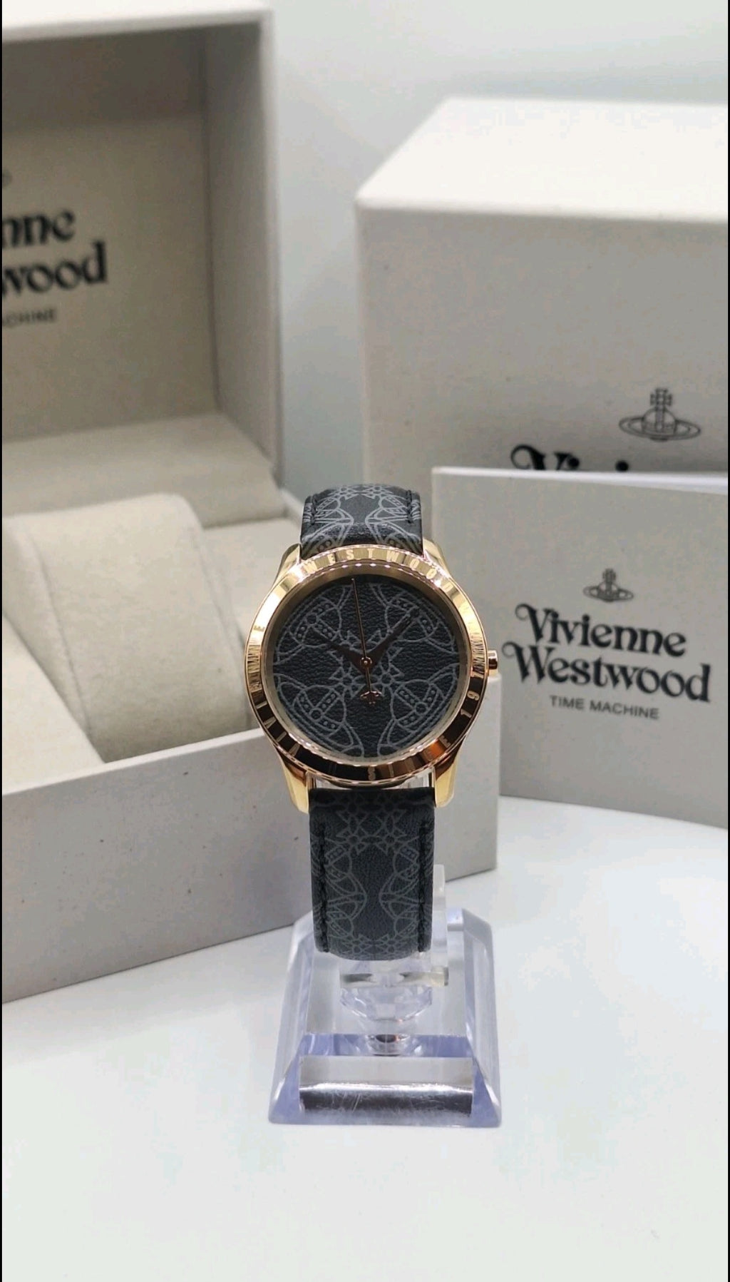 Vivienne Westwood Berkeley Womens Black Watch With Leather Strap - VV268GDBK