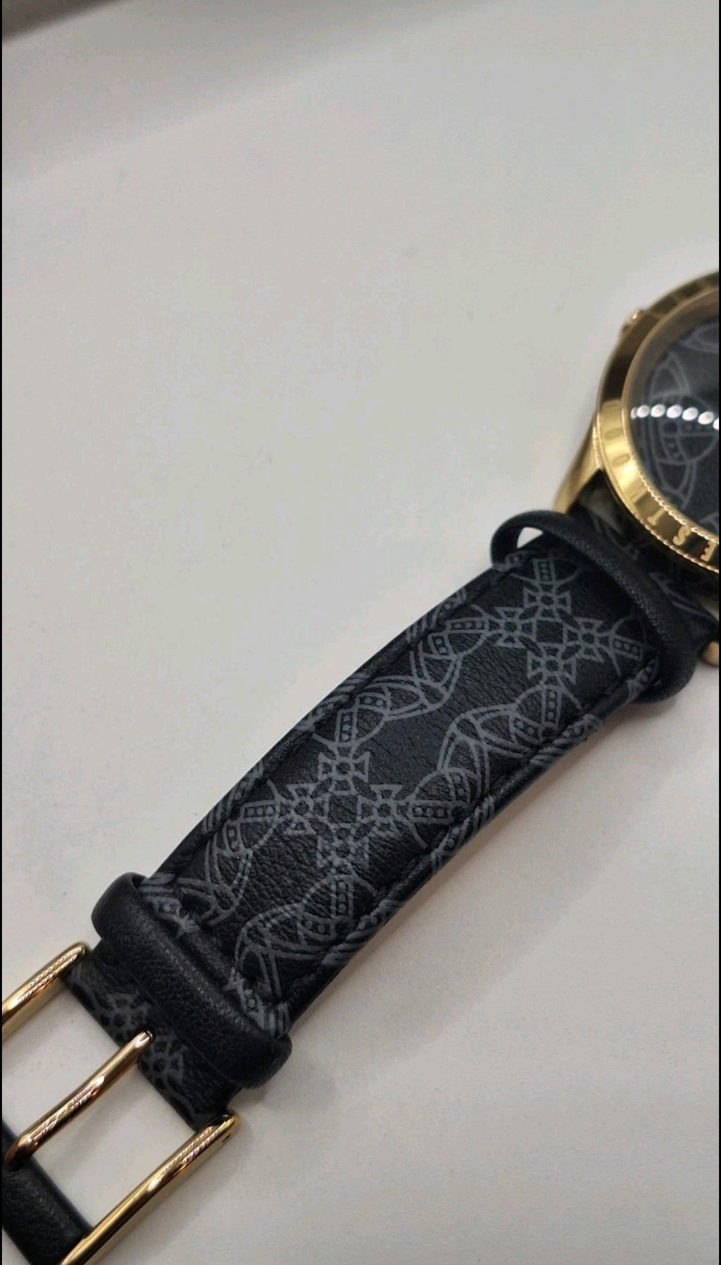 Vivienne Westwood Berkeley Womens Black Watch With Leather Strap - VV268GDBK