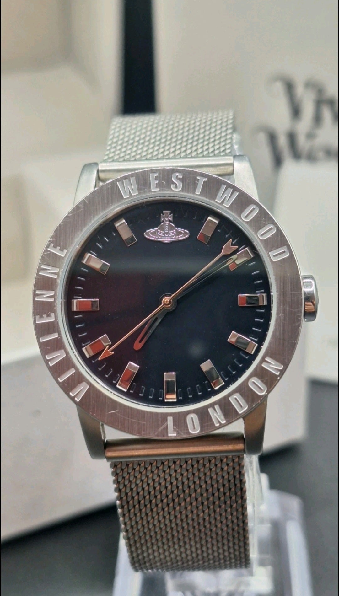 Vivienne Westwood Warwick Ladies Silver Watch With Adjustable Strap VV213DBLSLMH