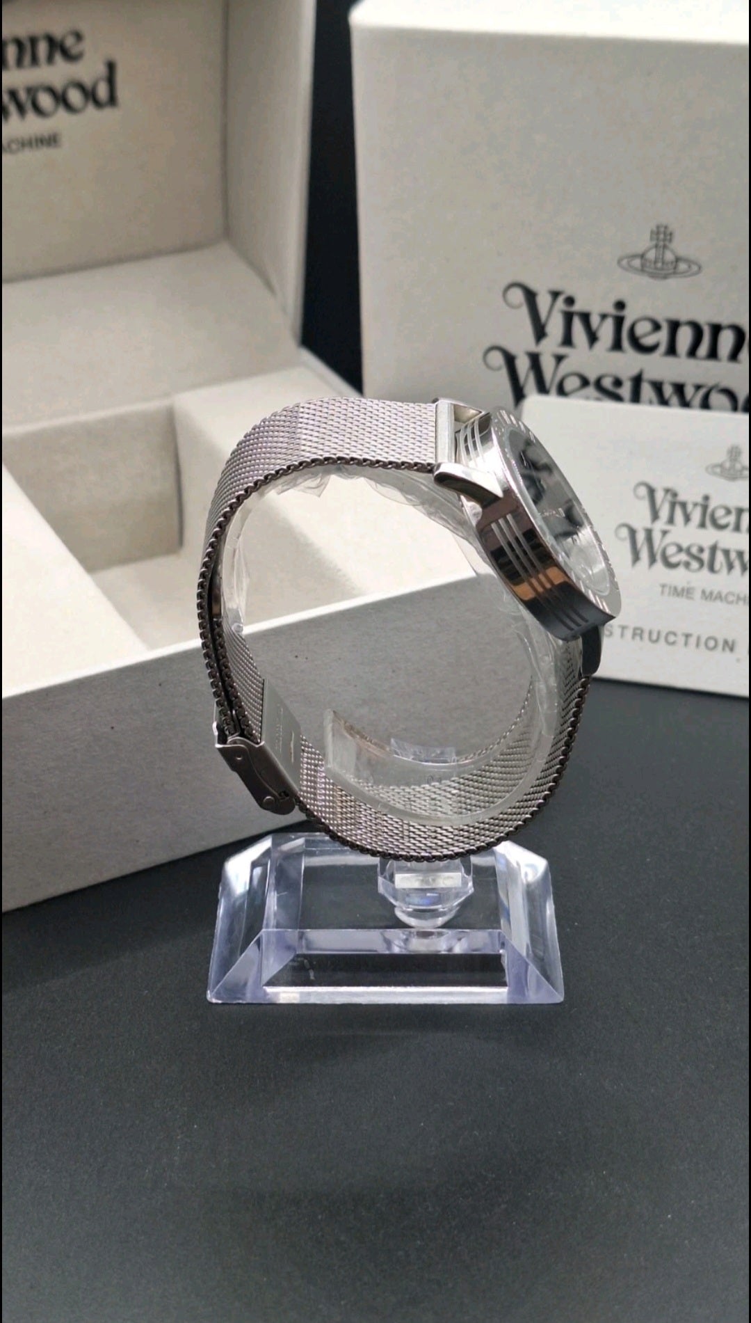 Vivienne Westwood Warwick Ladies Silver Watch With Adjustable Strap VV213DBLSLMH